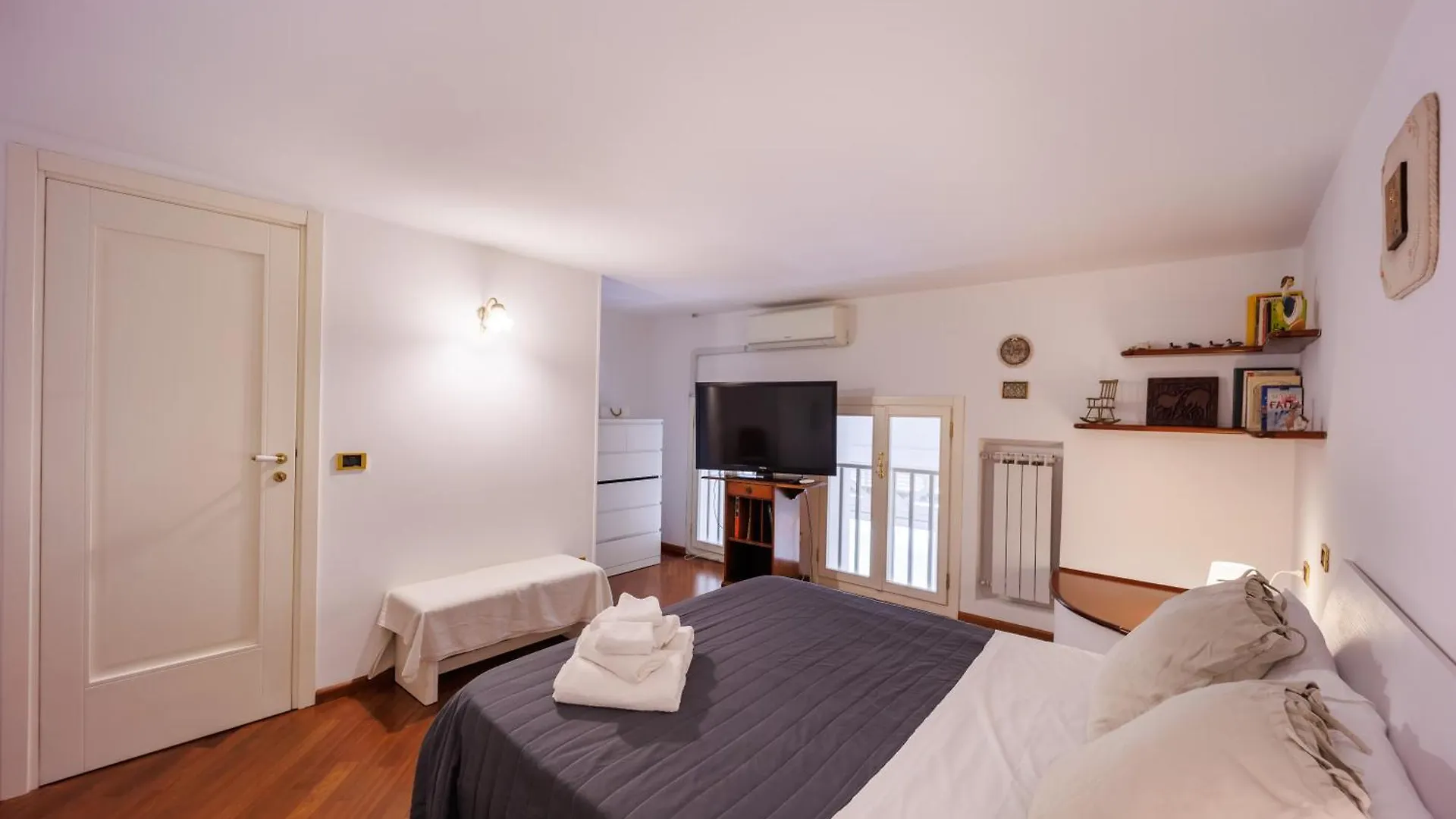 Riviera House 2 Apartment Sea View Group And Family By Houseinnaples
