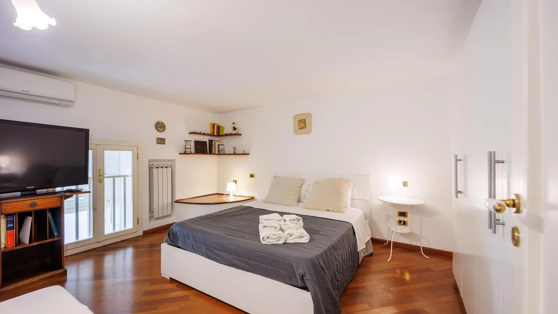 Riviera House 2 Apartment Sea View Group And Family By Houseinnaples Naples